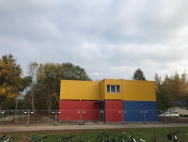 Der CDU-Samtgemeindeverband hat eine Containerlösung in Duderstadt besichtigt. (Bild: CDU-Samtgemeindeverband Hattorf)